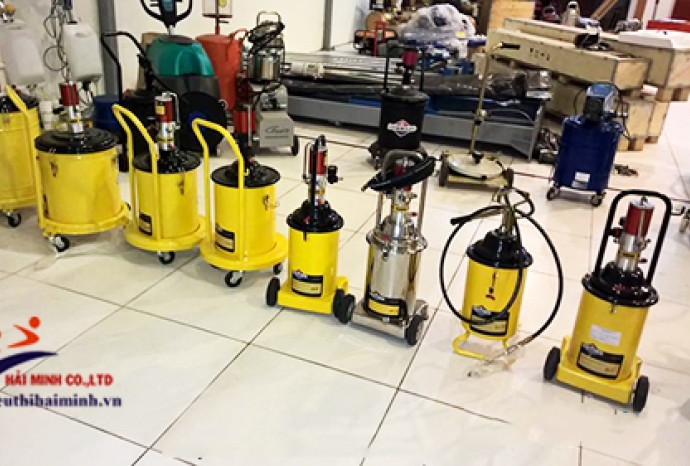 Chọn máy bơm mỡ như thế nào cho hiệu quả