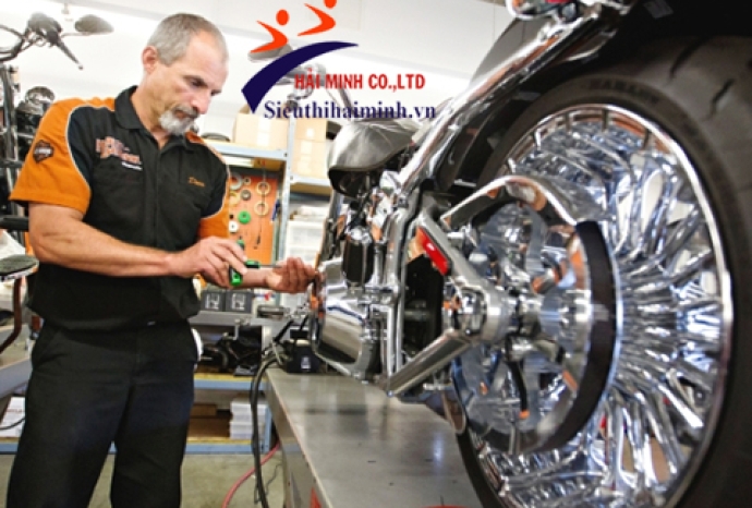 Súng bắn bu lông khí nén giá rẻ dành cho tiệm sữa xe máy