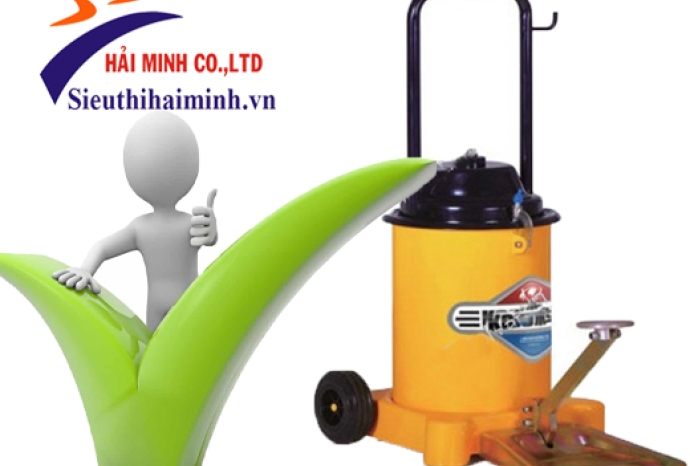 Sử dụng máy bơm mỡ bằng chân có bền không?