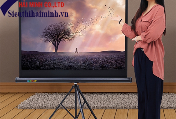 Mẹo chọn màn chiếu 3 chân trong 10 phút