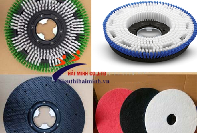 Dùng bàn chải máy chà sàn nào cho sàn trải thảm