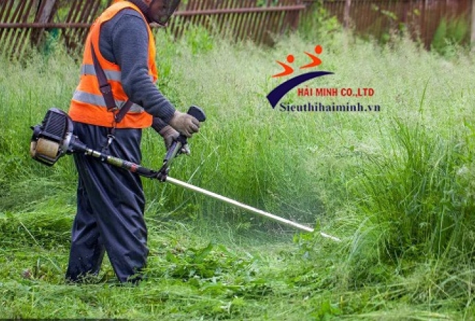 BÍ KÍP VÀNG CHỌN MÁY CẮT CỎ ĐEO VAI TỐT NHẤT