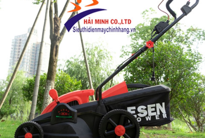 Nên mua máy cắt cỏ chạy điện nào tốt ?