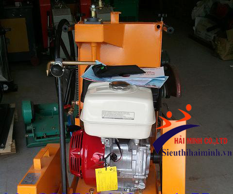 Máy cắt bê tông nhựa đường CC01 (9HP)