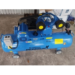 Máy nén khí dây đai Pegasus TM-V-0.25/8-120L (380V)