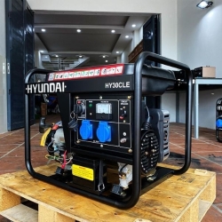 Máy phát điện xăng HYUNDAI HY 3100LE