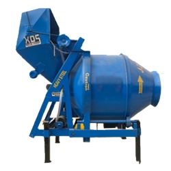 Máy trộn bom bê tông tự hành JZC350