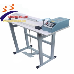 Máy hàn miệng túi dập chân F700