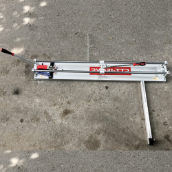 Máy cắt gạch có c​ần trợ lực NBE-1080C