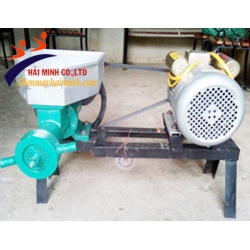 Máy đùn cám viên trục ngang HMV-03