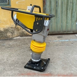 Máy đầm cóc chạy điện Rakuda RM125E