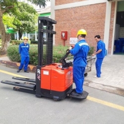 Xe nâng tay điện Heli CDD20-D930 (2 tấn)(bình điện axit chì)